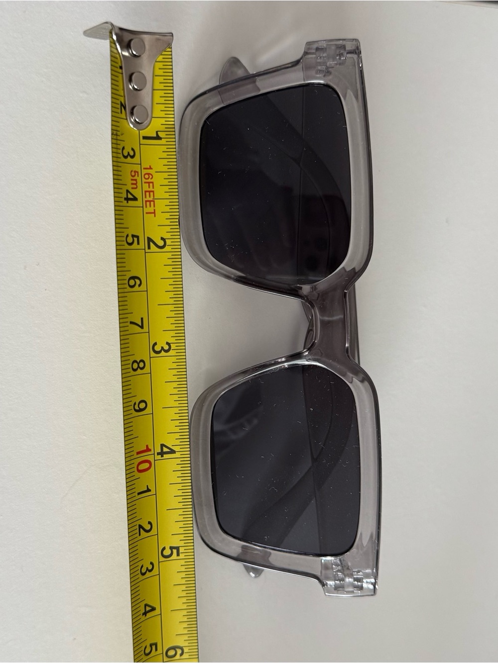 Classic Round Sunglasses in Brown, Gray, and Blue - Unbranded - Picture 9 of 9